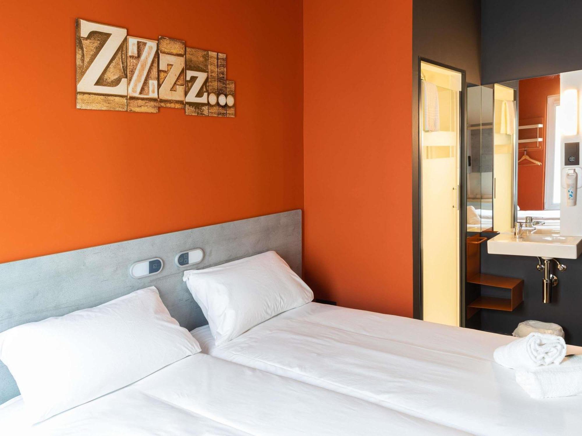 Ibis Budget *
