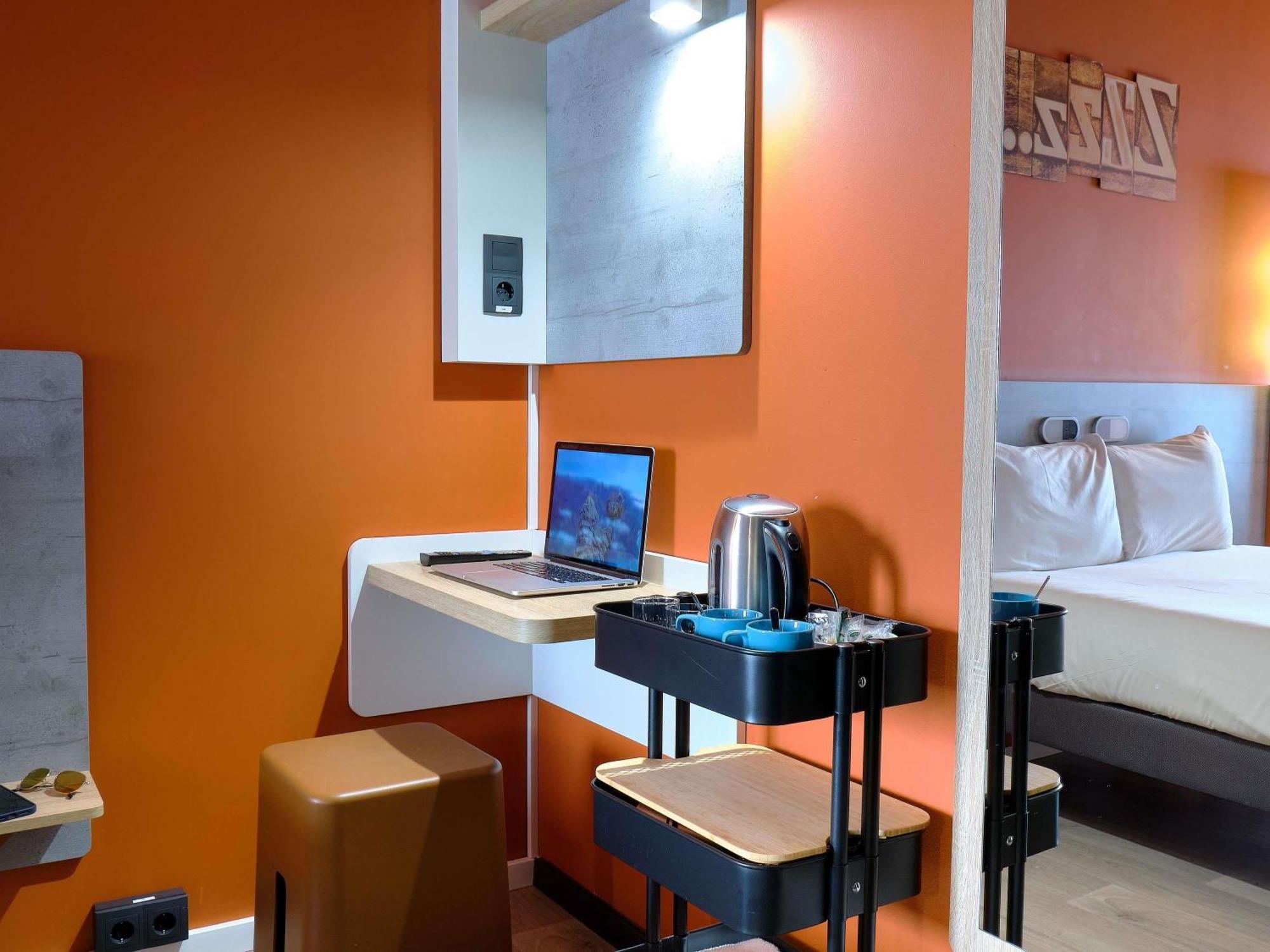 Ibis Budget Hotel *